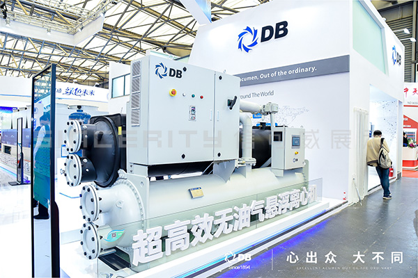 DB展臺(tái)設(shè)計(jì)現(xiàn)場(chǎng)圖-展品陳放方式 DB展臺(tái)設(shè)計(jì)現(xiàn)場(chǎng)圖-展品陳放方式