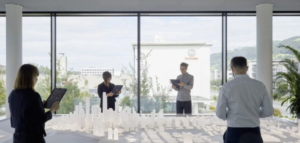 電梯企業(yè)展廳設(shè)計(jì)案例