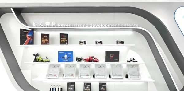 探秘艾馳汽車保護膜展廳：每一處都藏著專業與實力