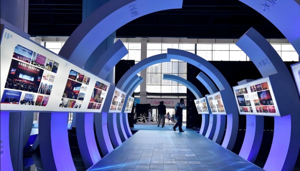展示效果平平？看數(shù)字展廳如何在博物館、企業(yè)與課堂中玩轉(zhuǎn)沉浸體驗